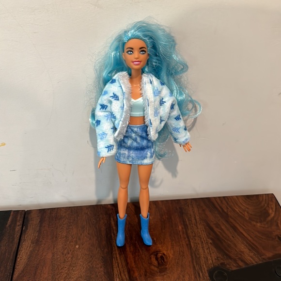 Bundle of Barbie dolls - Picture 3 of 7